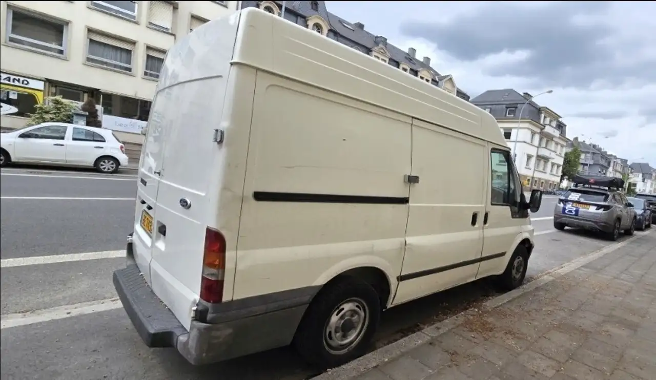 Ford Transit FT 80 Furgón 2440kg., foto 9