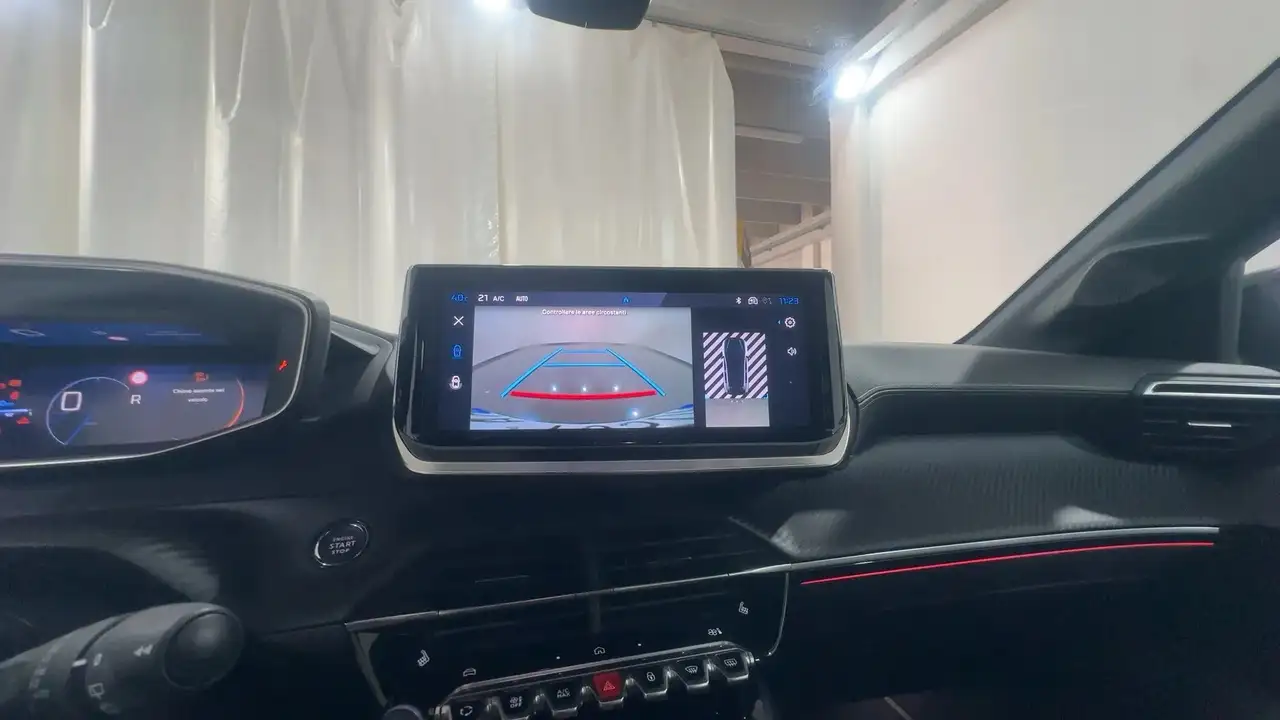 Peugeot 208 1.2 hybrid GT 145cv e-dcs 6, миниатюра 15
