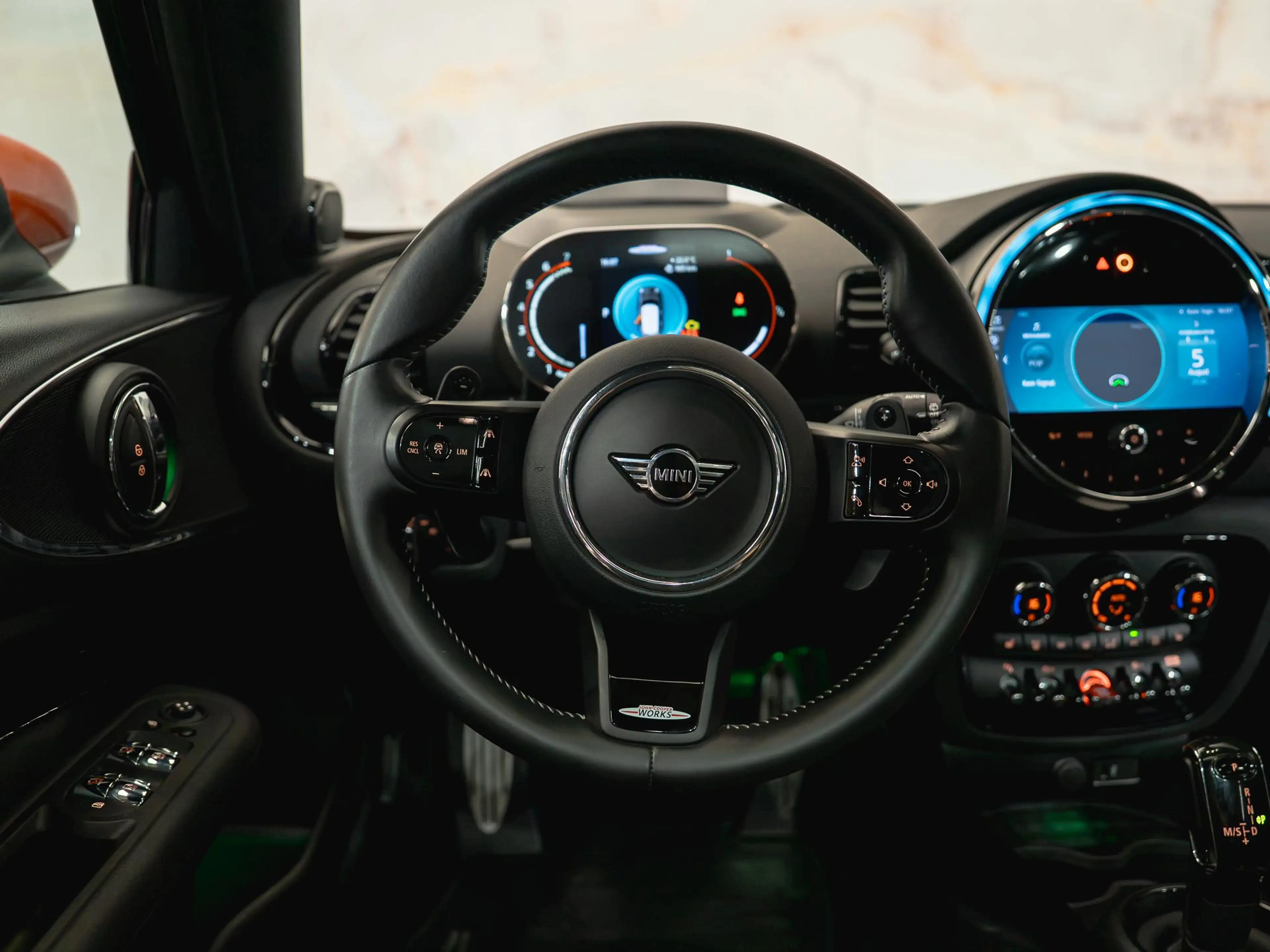 MINI John Cooper Works Clubman 2.0 JCW ALL4 , pano, JCW-stoelen, 19", H/K, keyles — photo 11