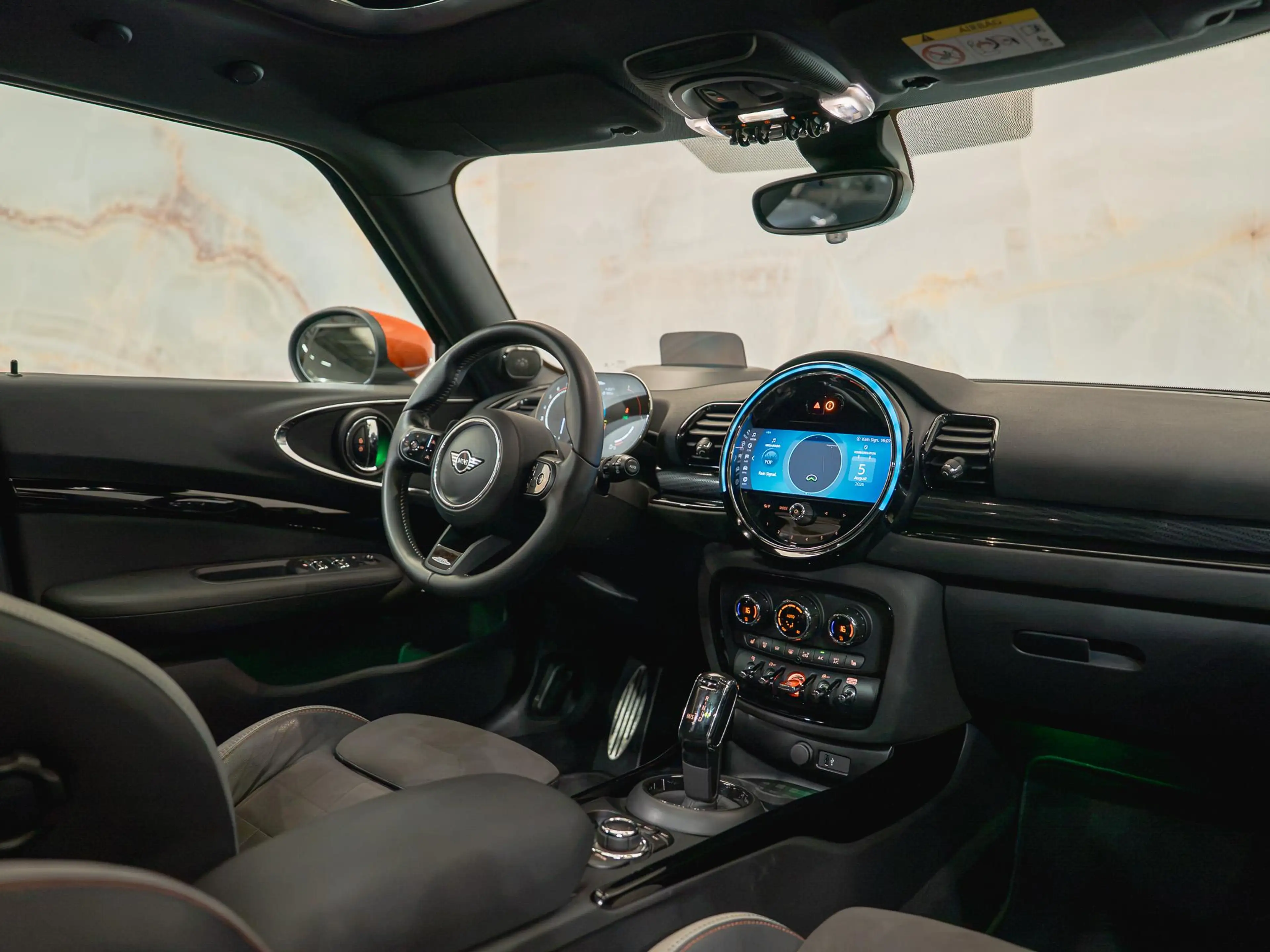 MINI John Cooper Works Clubman 2.0 JCW ALL4 , pano, JCW-stoelen, 19", H/K, keyles — photo 6