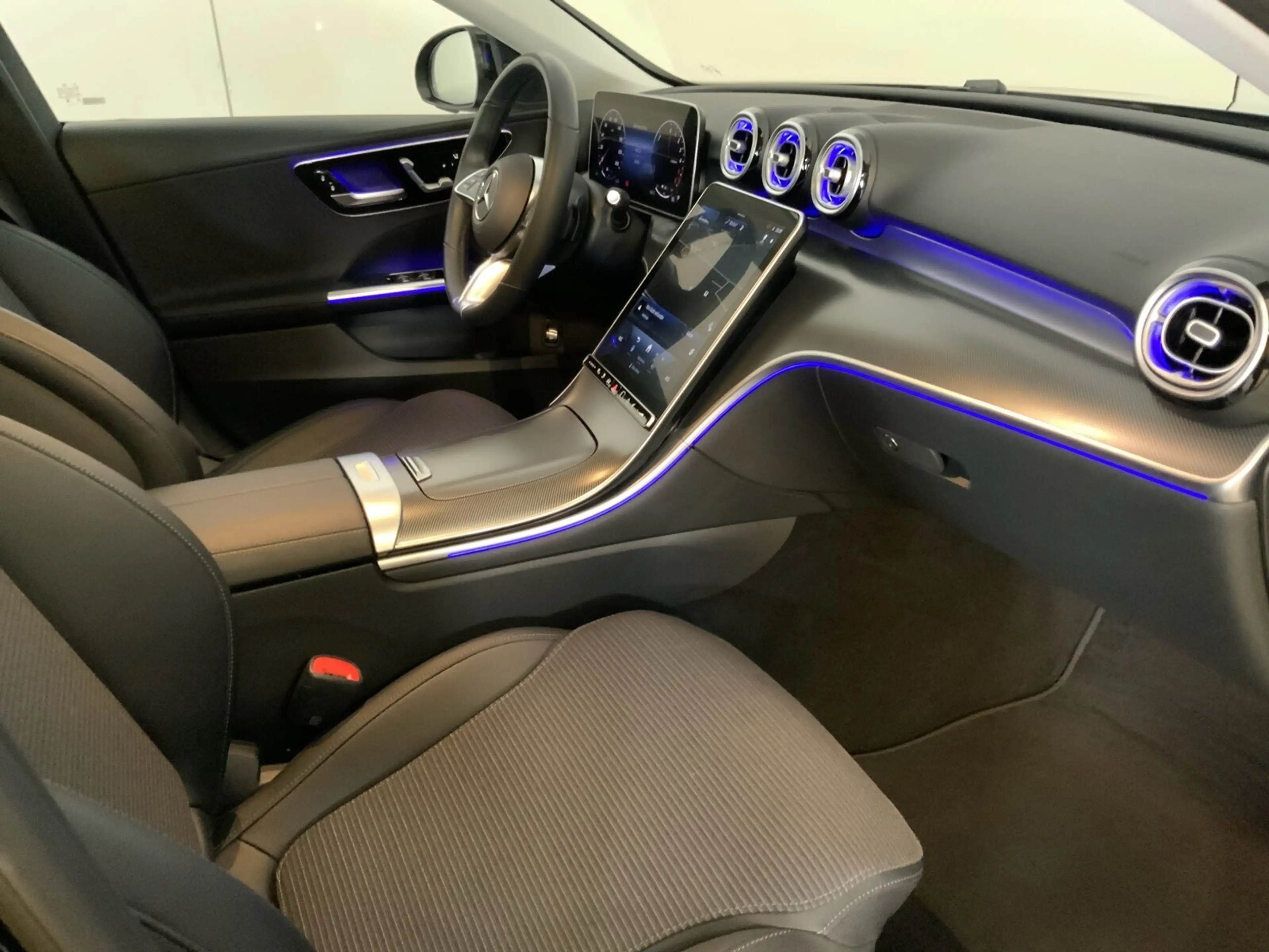 Mercedes-Benz C 300 C 300 de T-Modell — photo 14