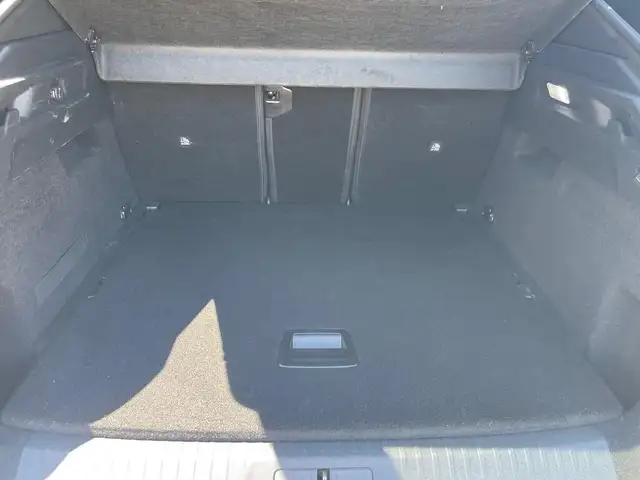 Peugeot 3008 view 9