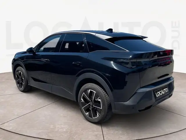Peugeot 3008 view 5