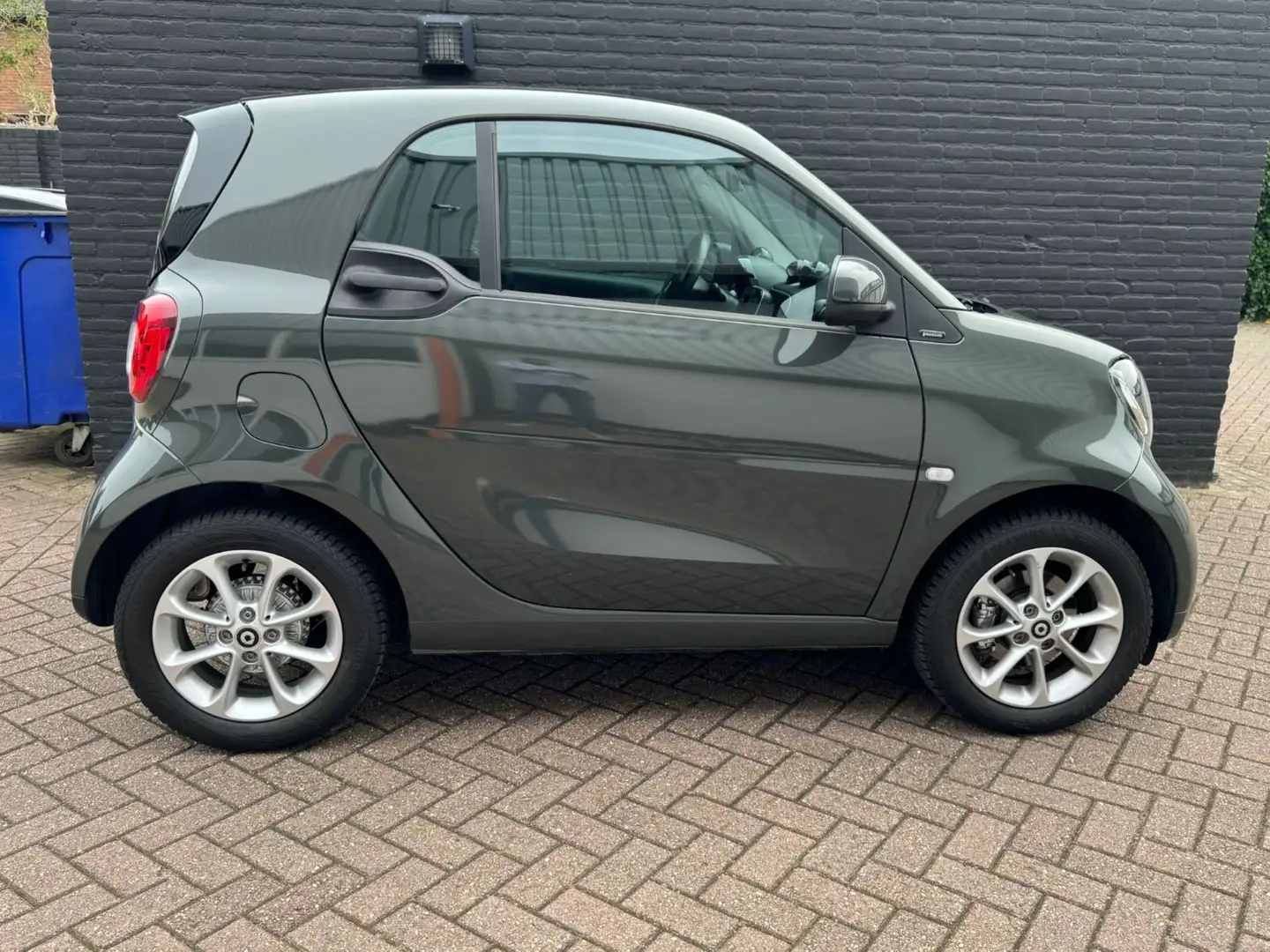 smart forTwo forTwo 1.0 Proxy Grijs - 2