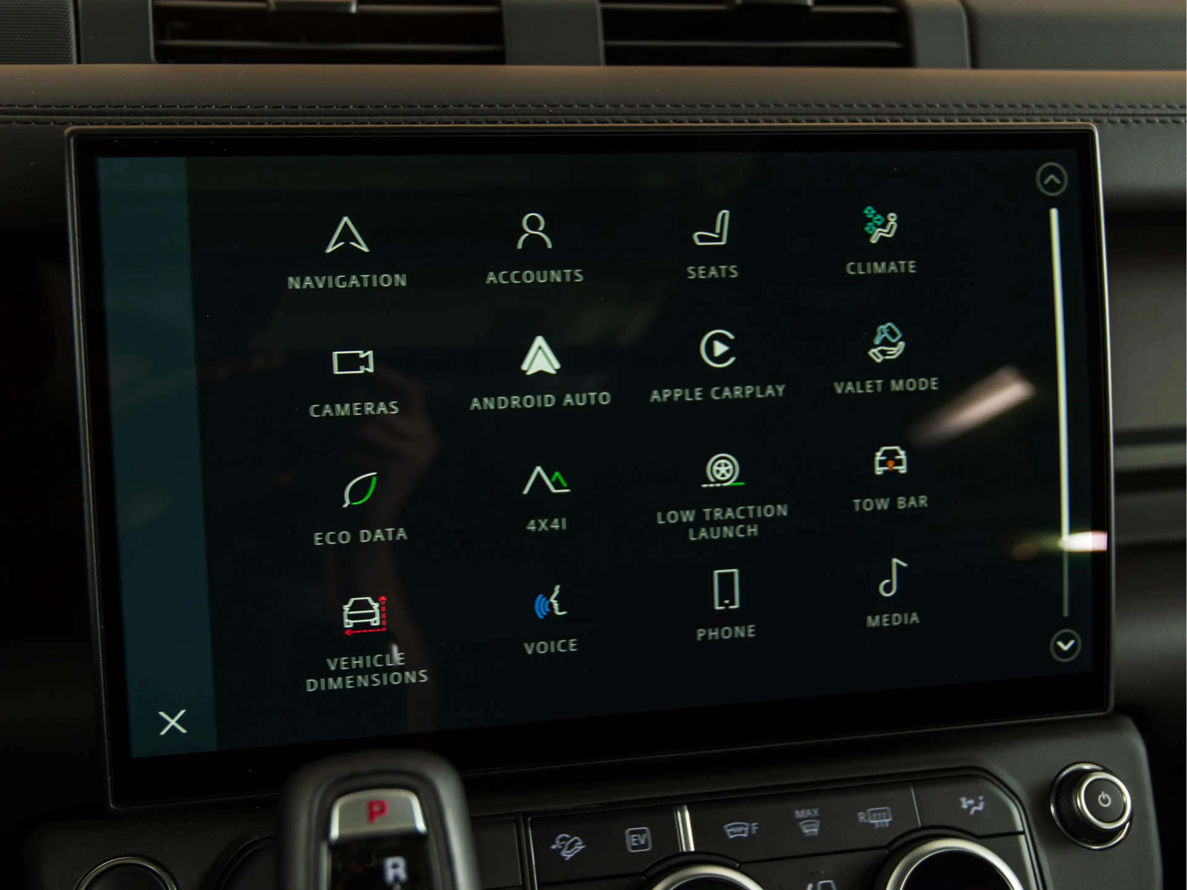 Land Rover Defender 110 2.0 P300e 110 X-Dynamic HSE MY26 | PANO | HUD — photo 20