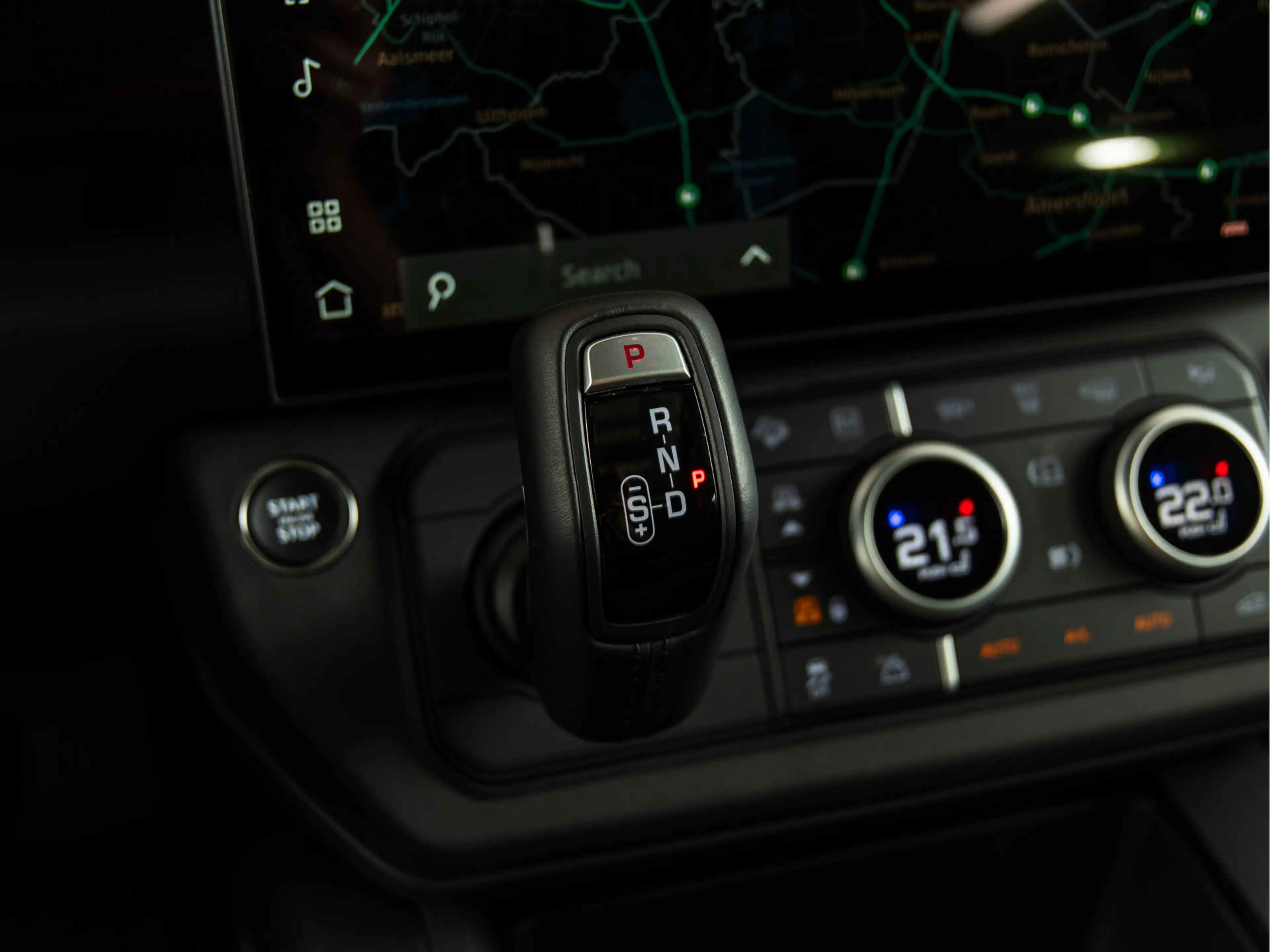 Land Rover Defender 110 2.0 P300e 110 X-Dynamic HSE MY26 | PANO | HUD — photo 24