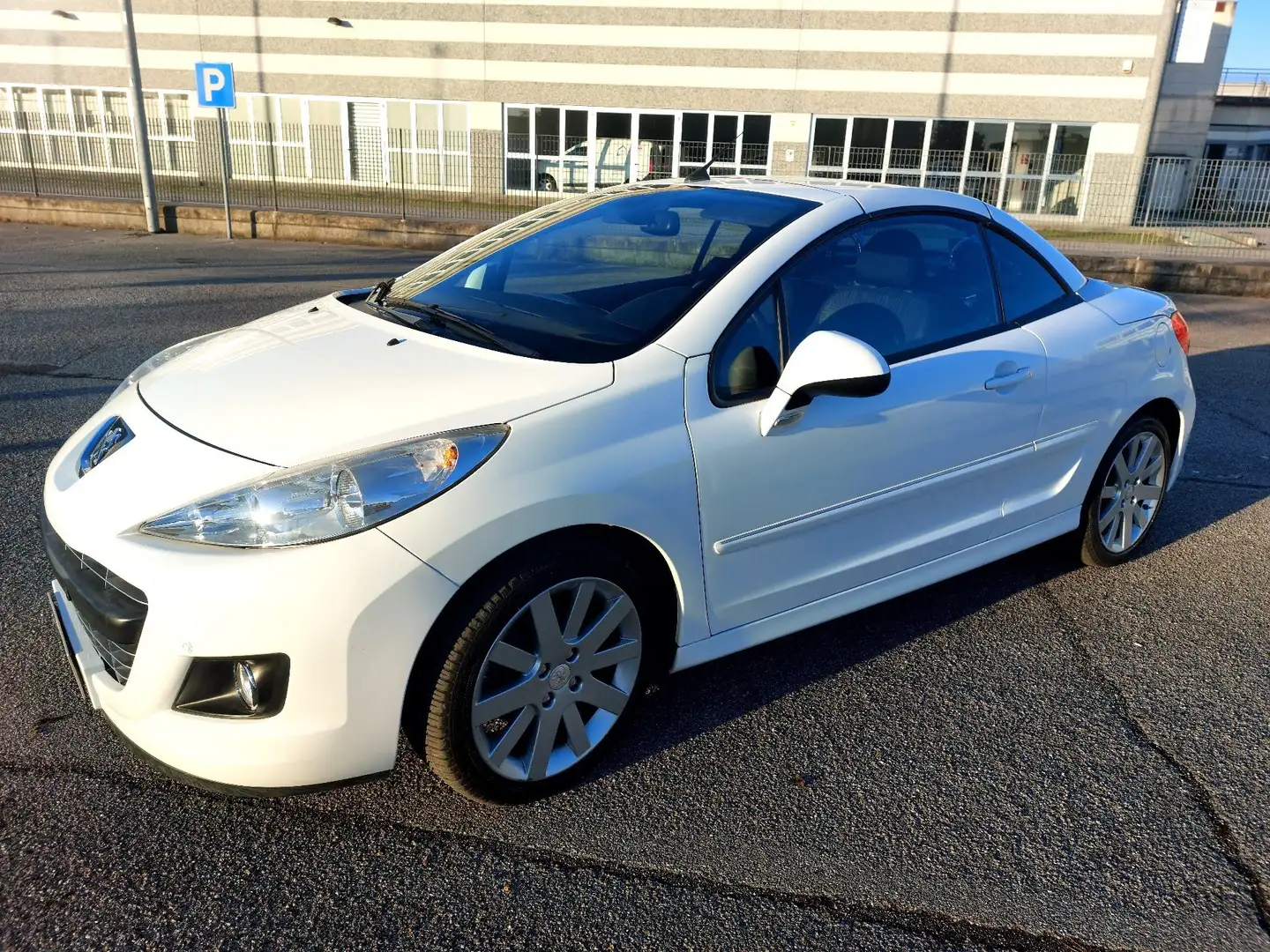 Peugeot 207 CC 1.6 16v Allure auto - 1