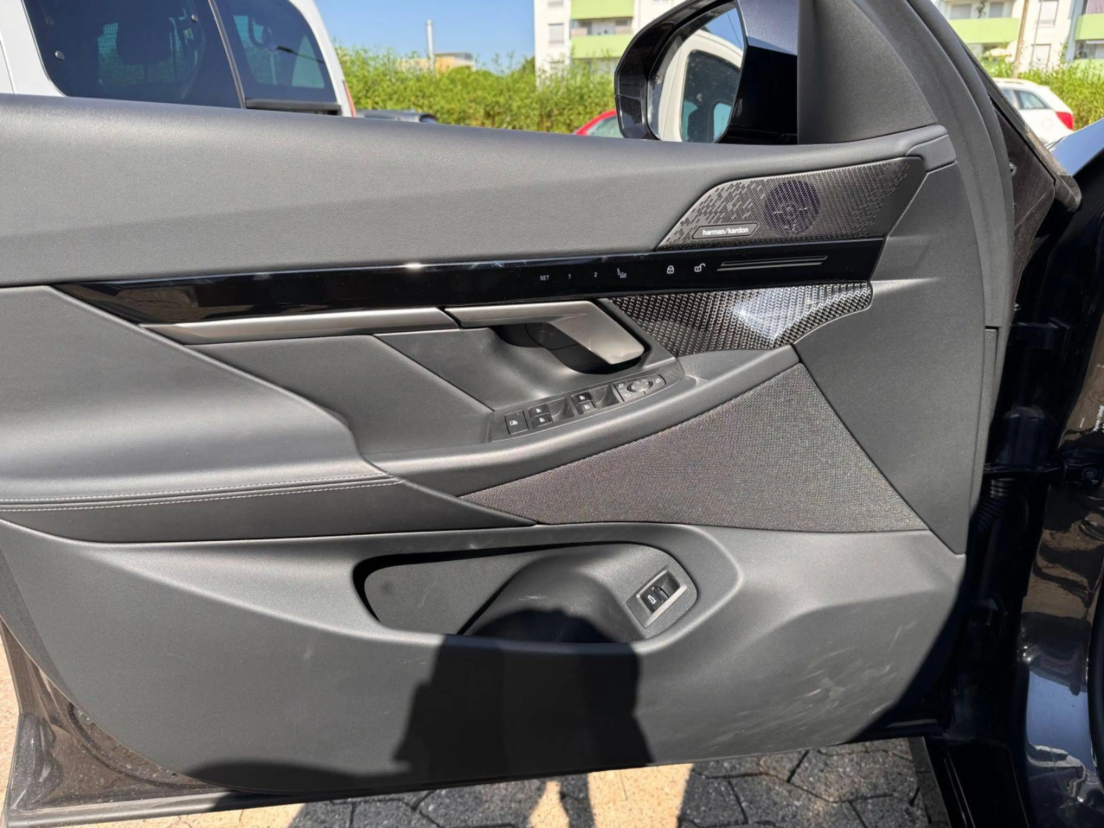 BMW 520 520 d M Sport — photo 8