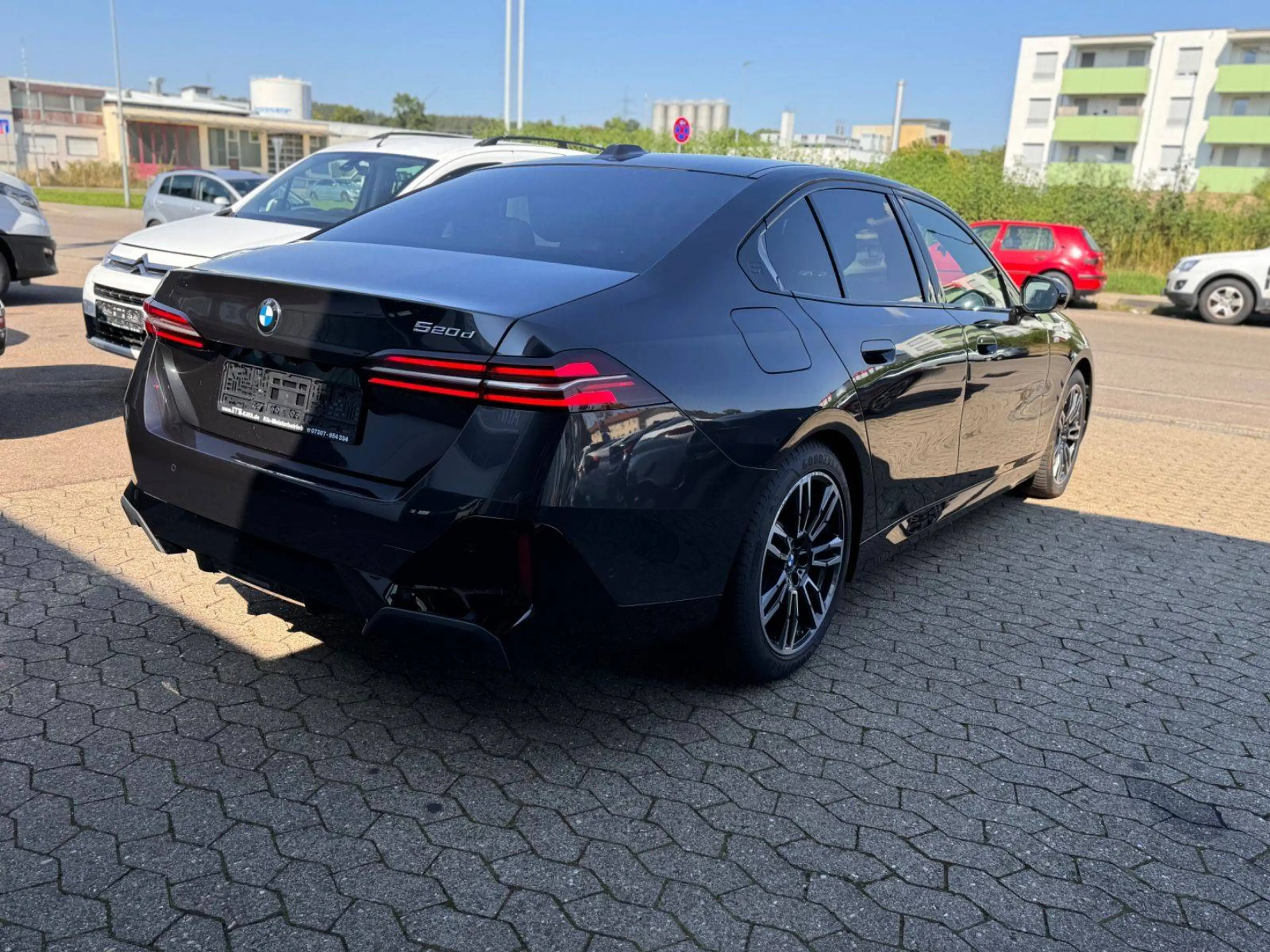 BMW 520 520 d M Sport — photo 4