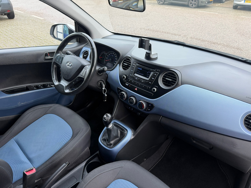 Hyundai i10 1.0i i-Drive/5drs/ 3e EIG/ dealeronderhouden/ 1jaa — photo 9