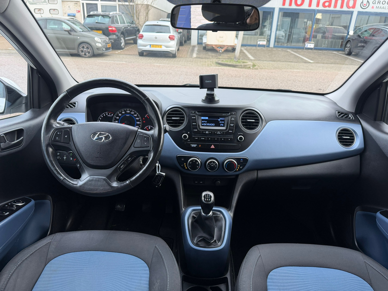 Hyundai i10 1.0i i-Drive/5drs/ 3e EIG/ dealeronderhouden/ 1jaa — photo 2
