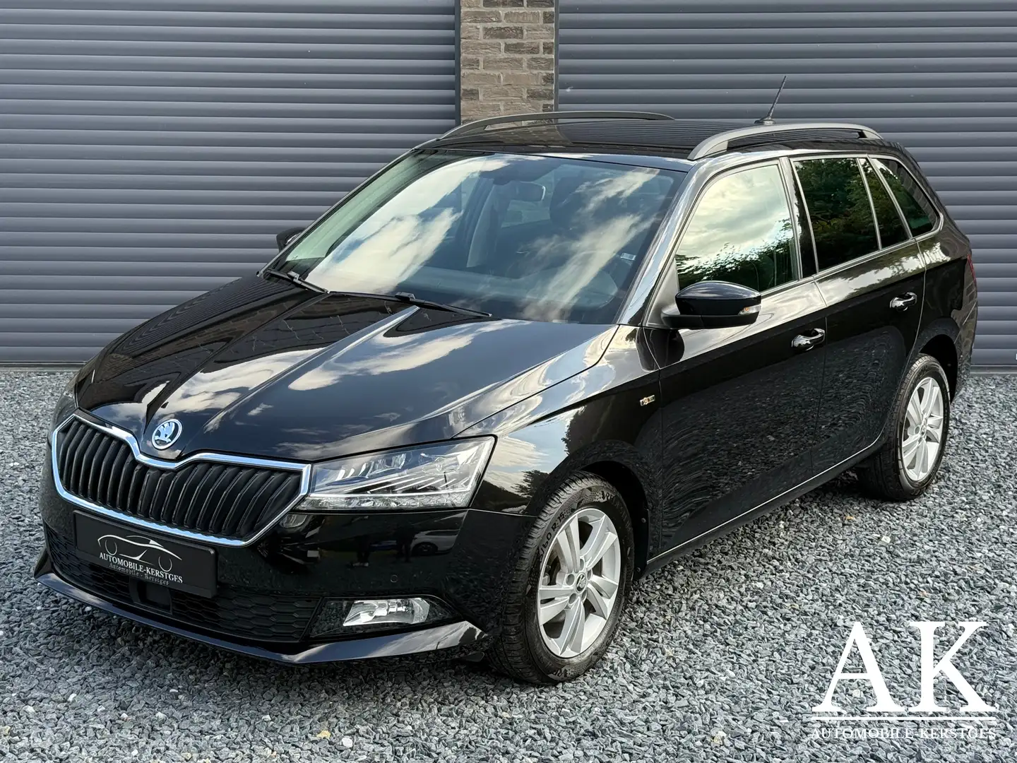 Skoda Fabia 1.0 TSI Soleil l Cam l ACC l LED l APP l Sie. chau Negro - 1