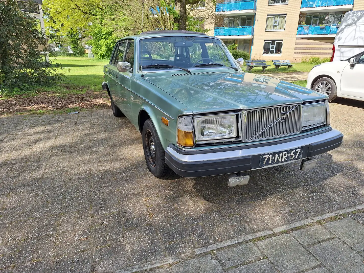 Volvo 244 2.1 GL Groen - 1