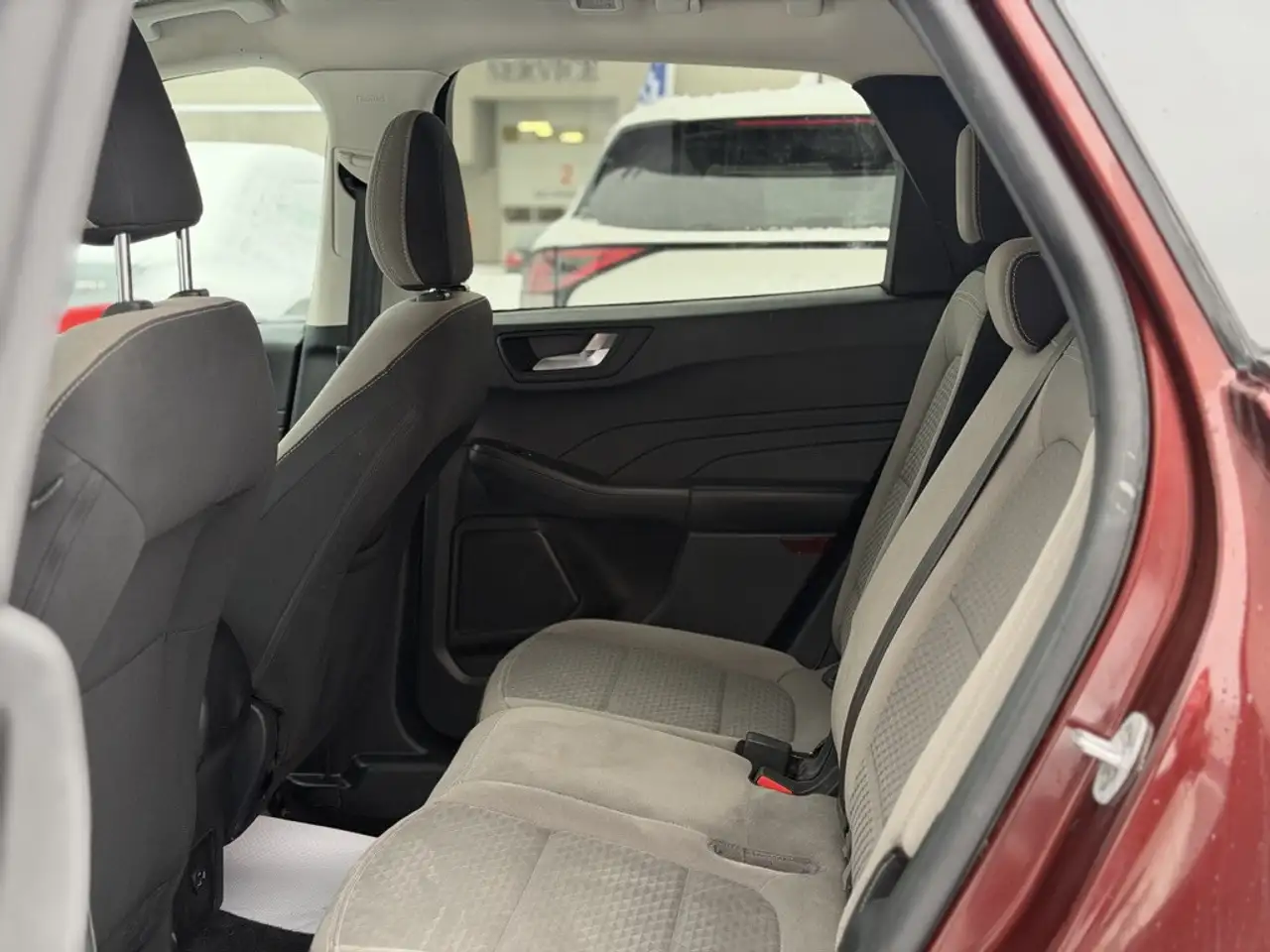 Ford Escape снимка Ford Escape