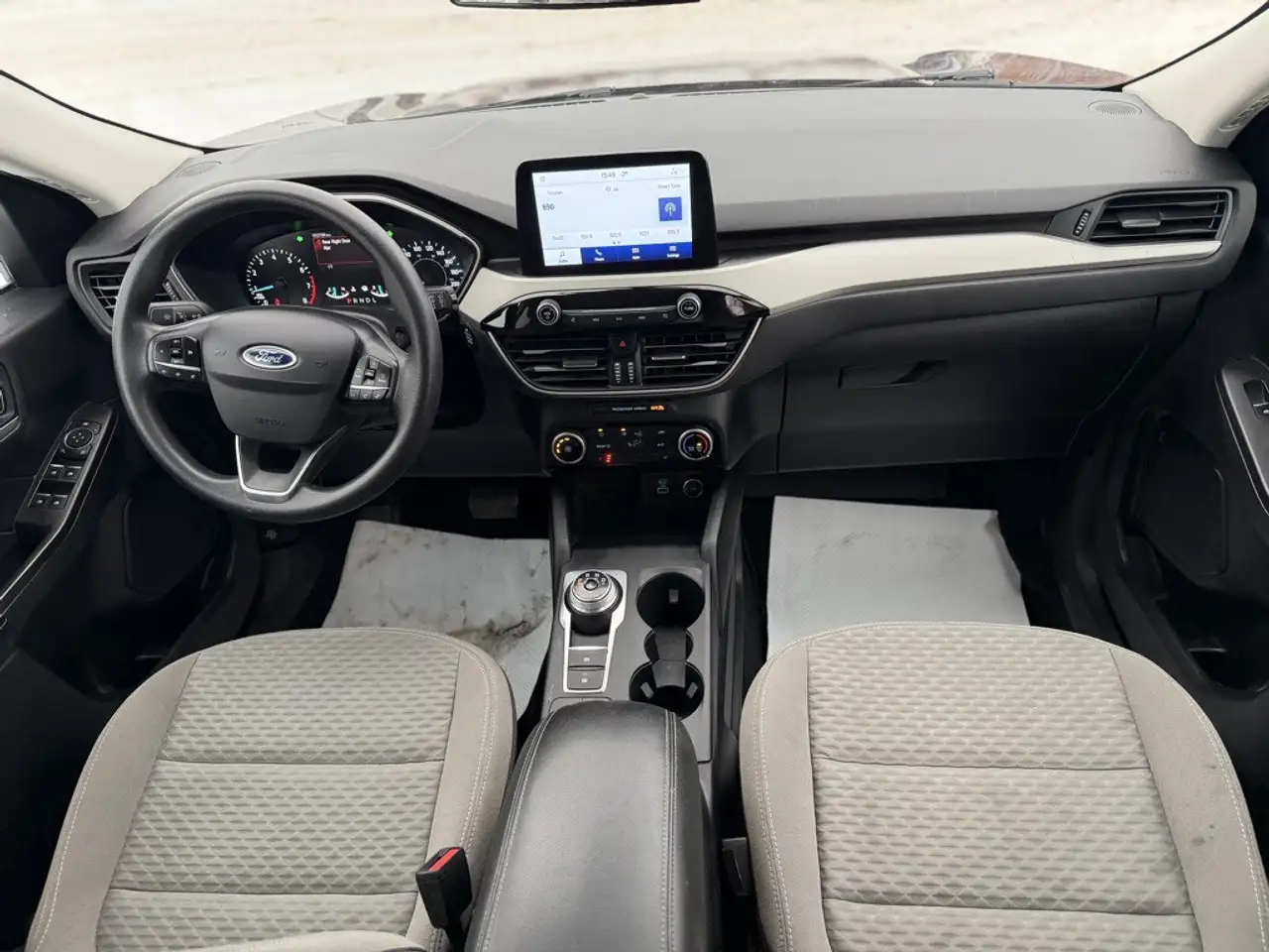 Ford Escape снимка Ford Escape
