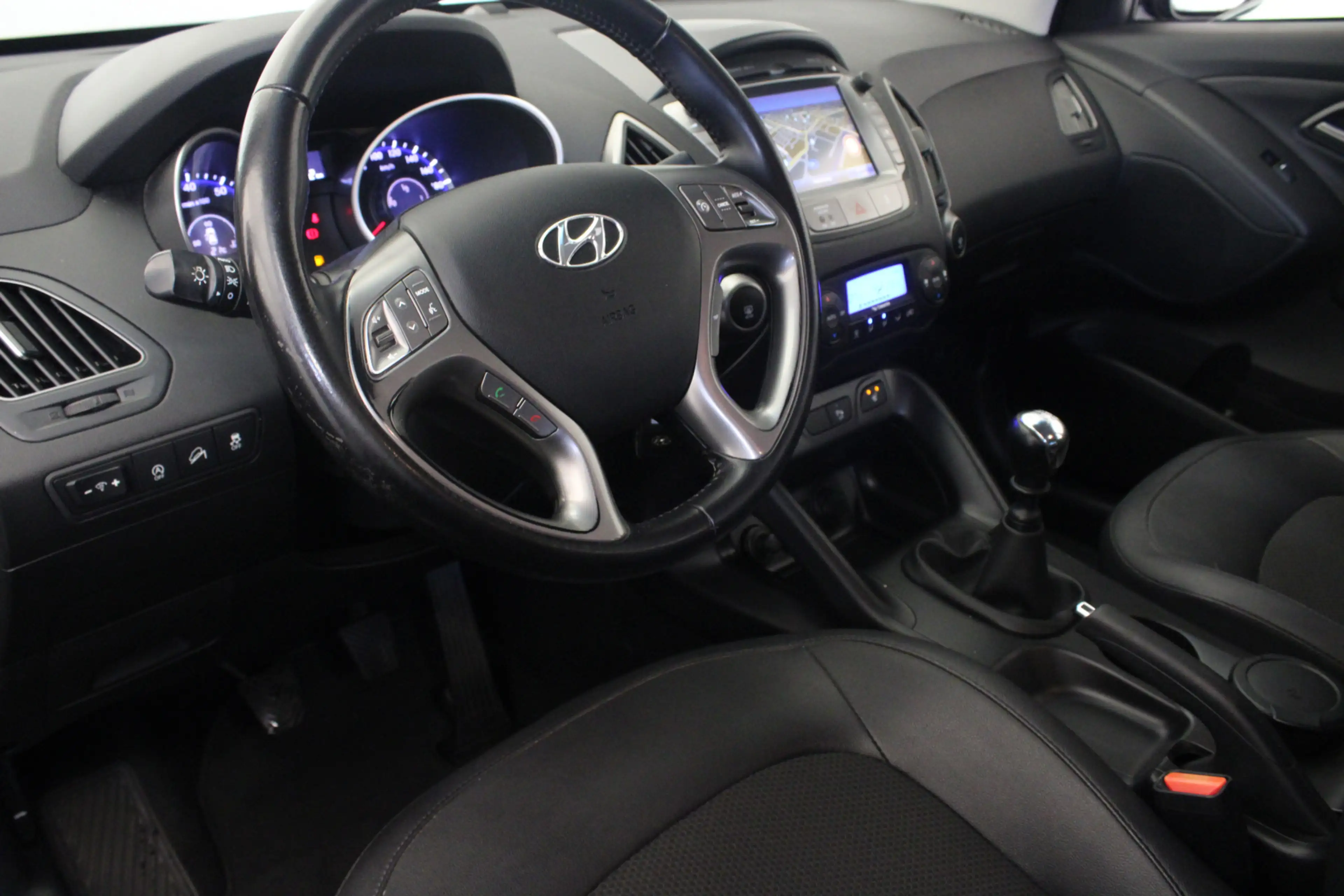 Hyundai iX35 1.6i GDI Go! — photo 8