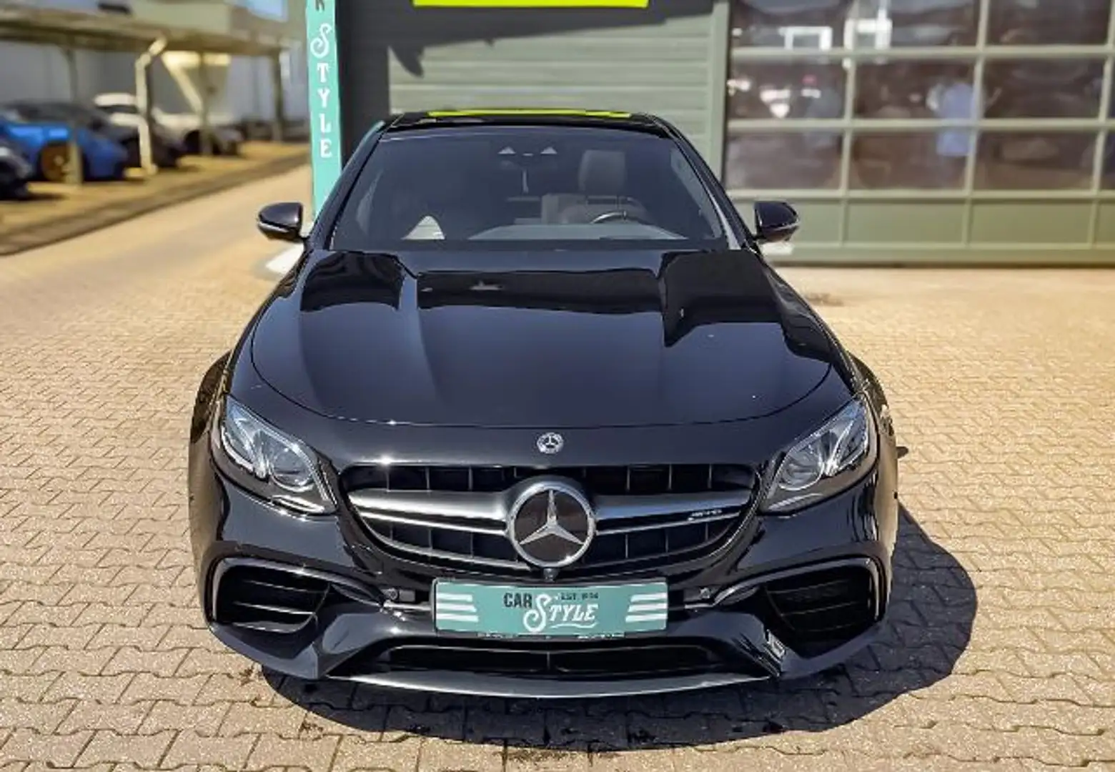 Mercedes-Benz E 63 AMG E 63 S 4Matic+ Sport AGA Carbon Burmester 3D PANO Чорний - 2