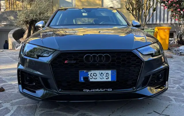 Audi RS 4 Avant