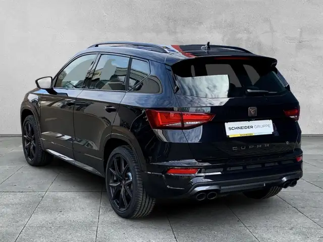 Cupra Ateca view 3