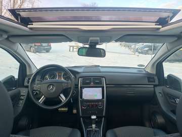 B 200 Turbo Aut+Navi+PDC+Temp+Pano+Blue+N.Tüv