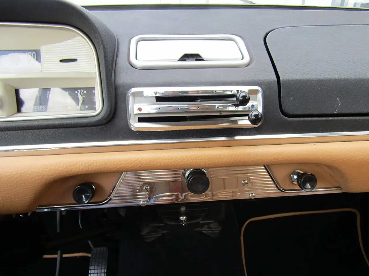Peugeot 404 top Zustand, restauriert, historisch, foto 10