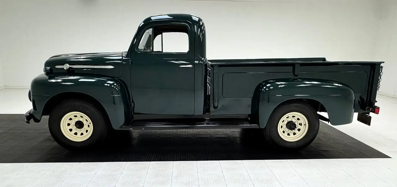 Ford 3/4 Ton HD Long Bed Pickup, foto 2