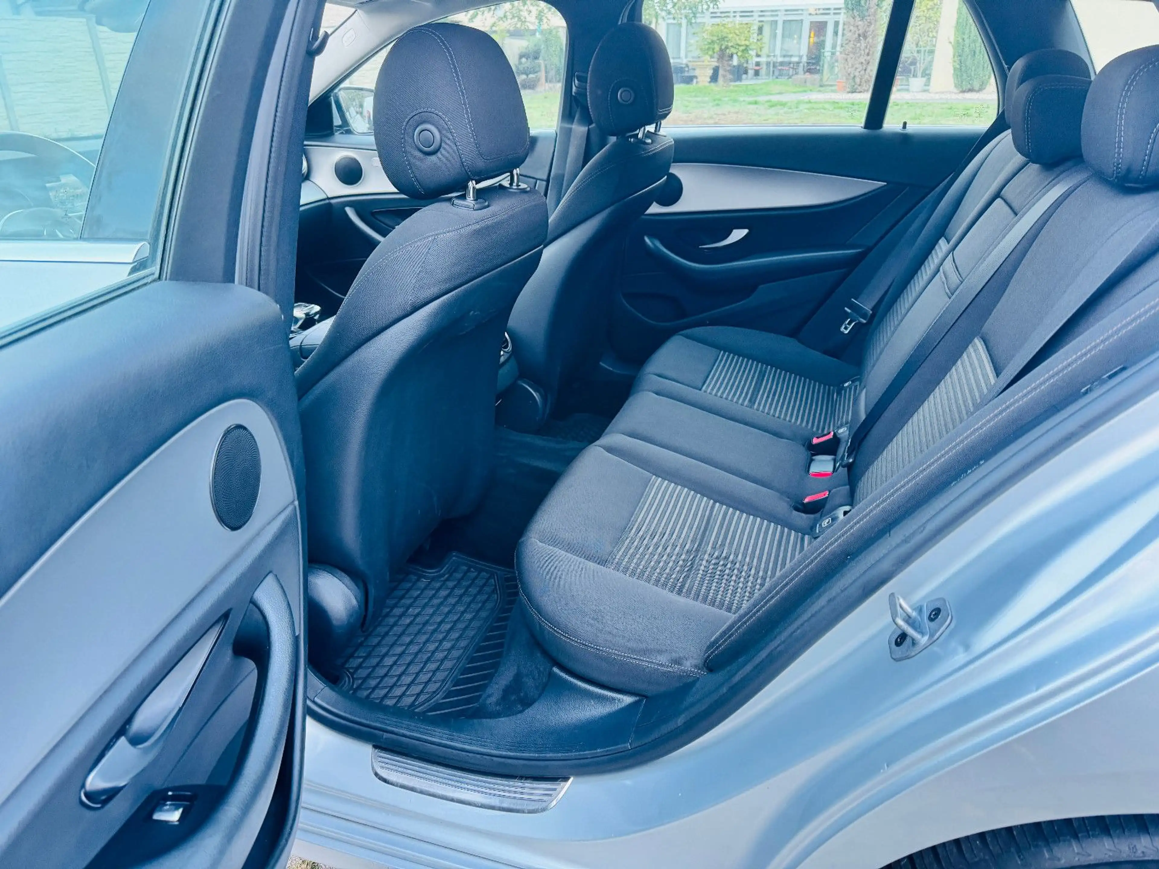 Mercedes-Benz E 220 E220 E-Klasse T-Modell Kamera COMAND TOP-Zustand — photo 13