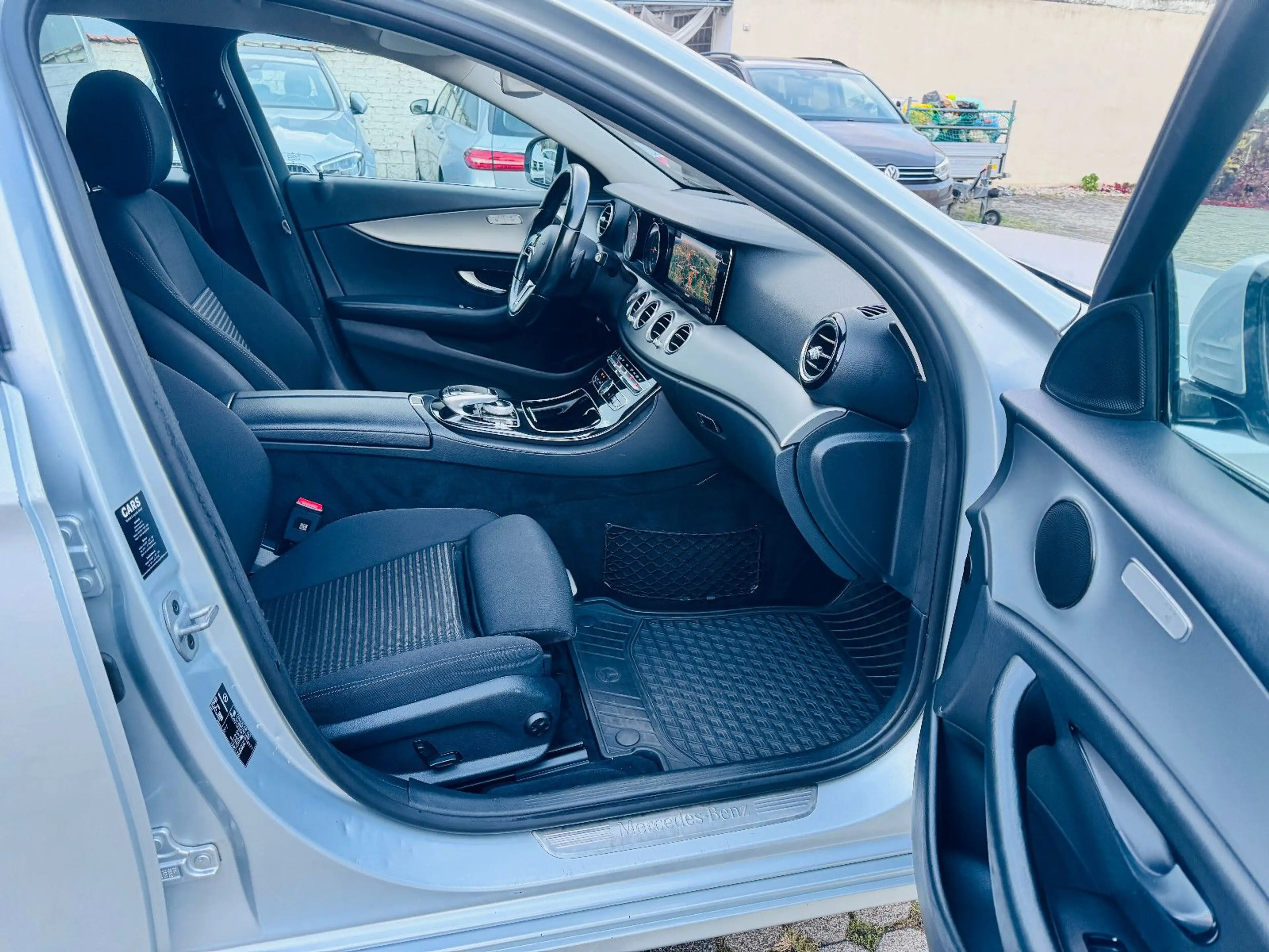 Mercedes-Benz E 220 E220 E-Klasse T-Modell Kamera COMAND TOP-Zustand — photo 11