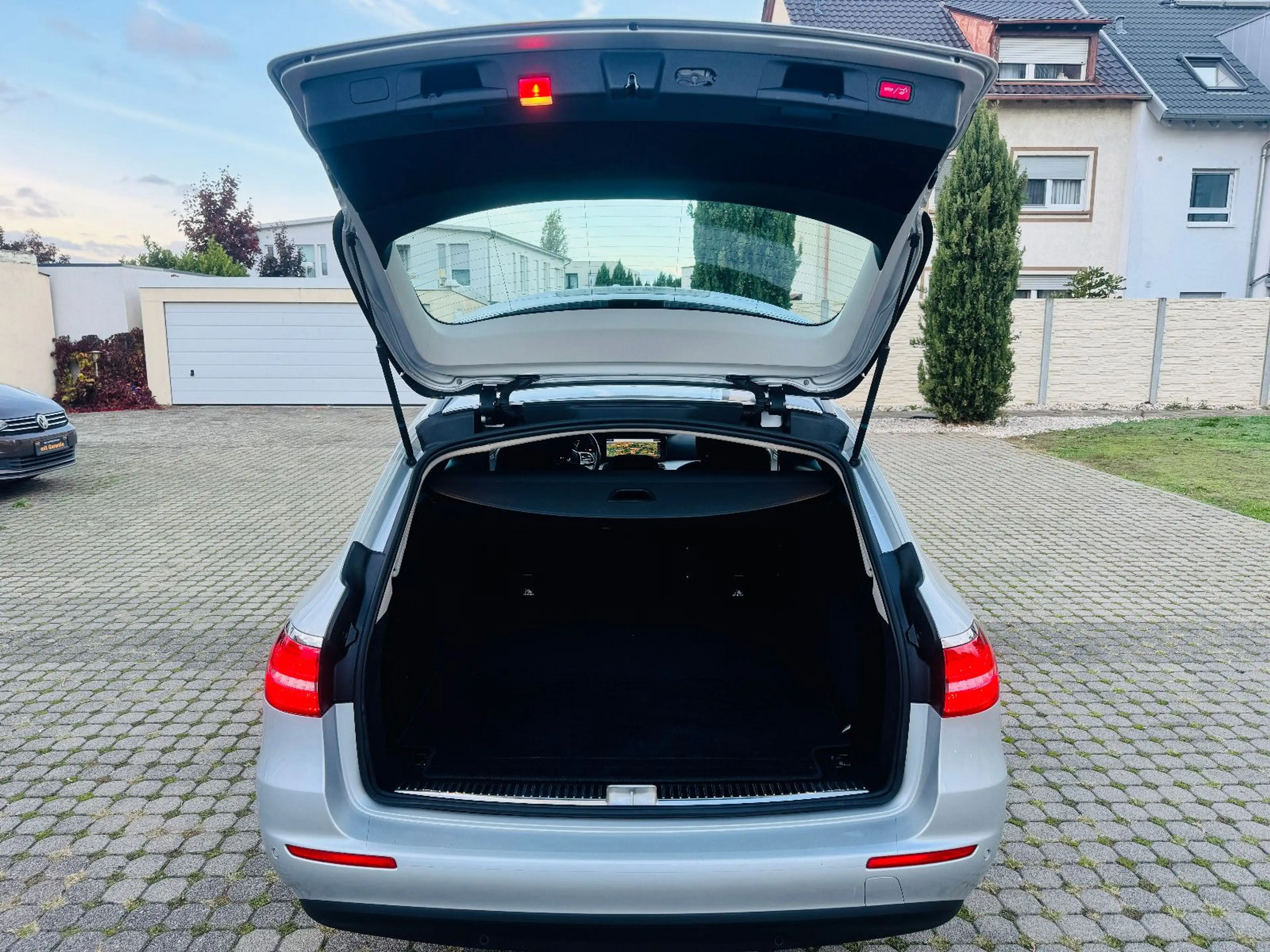 Mercedes-Benz E 220 E220 E-Klasse T-Modell Kamera COMAND TOP-Zustand — photo 8