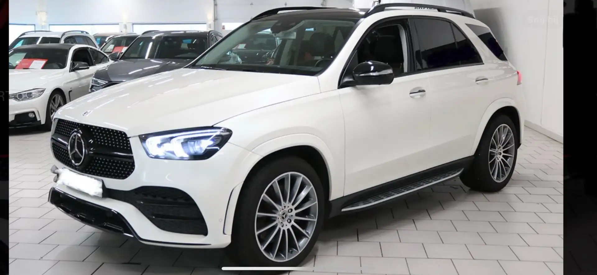 Mercedes-Benz GLE 300 d 4Matic 9G-TRONIC AMG Line Wit - 1