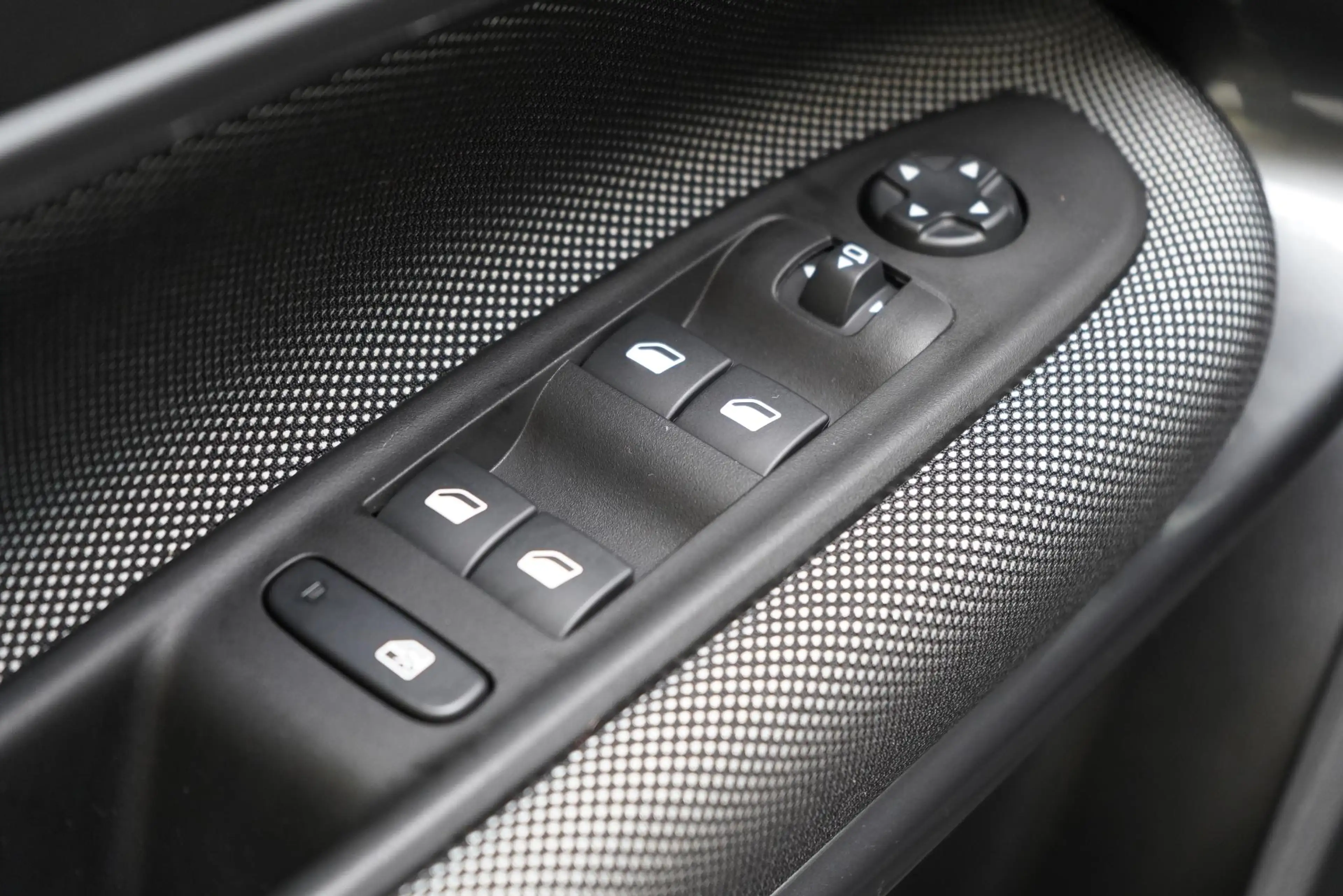 Fiat 600 1.2 Hybrid Urban | Achteruitrijcamera | Carplay | — photo 13
