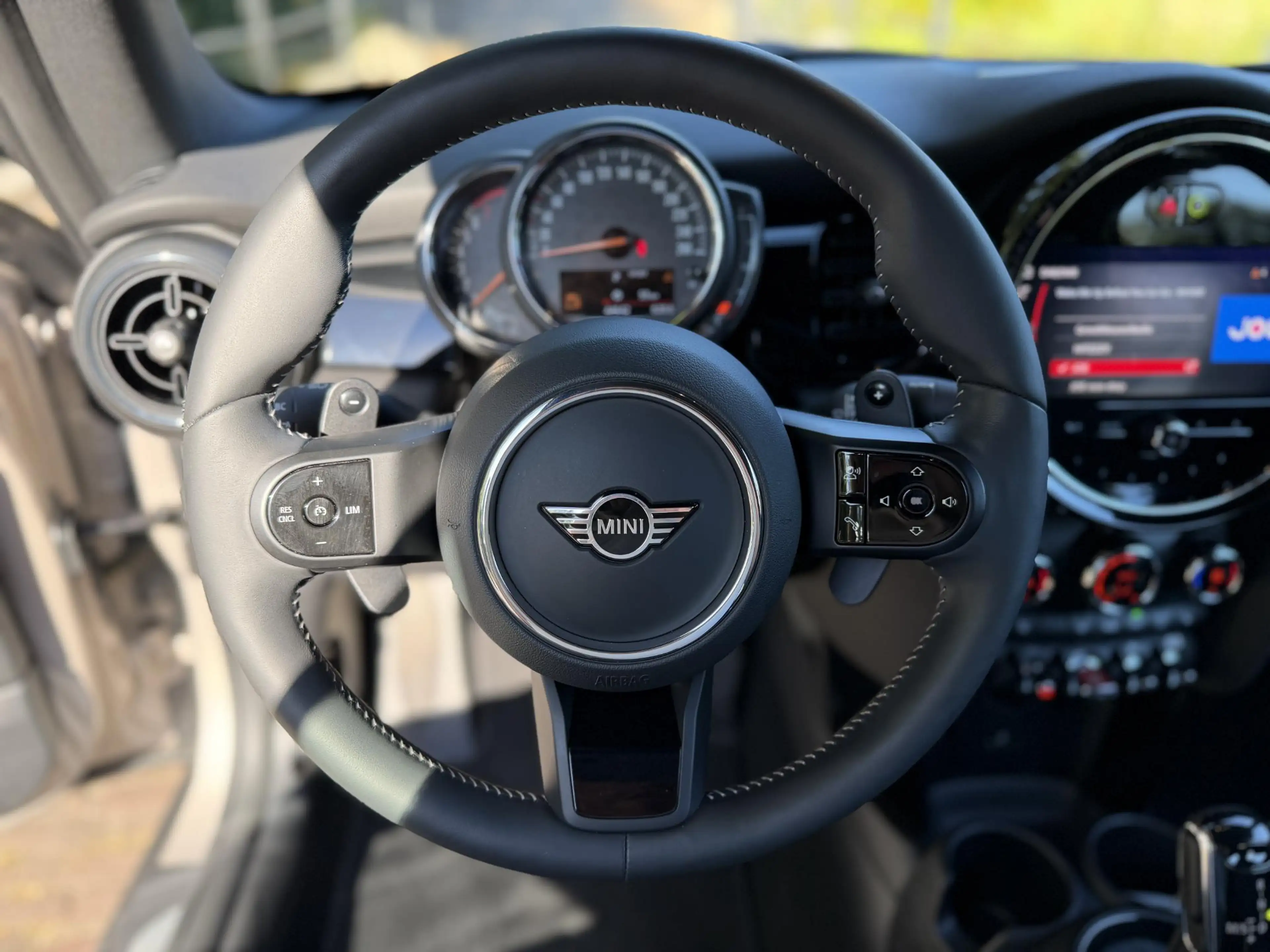 MINI Cooper S Cabrio MINI | Led | Black Trim | BTW | Rooftop Grey | — photo 9