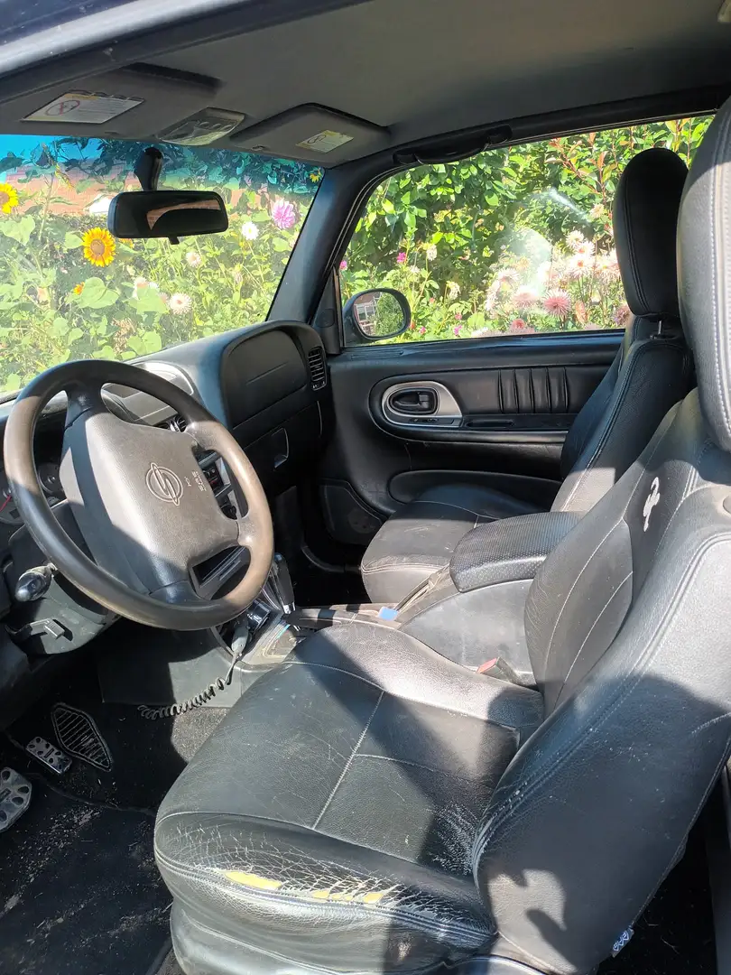 SsangYong Korando Korando 2.3 E Сірий - 2