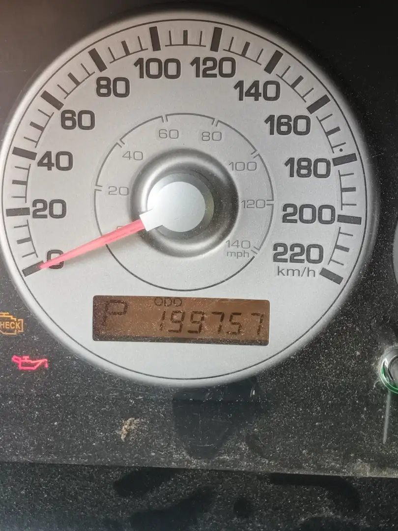 SsangYong Korando Korando 2.3 E Сірий - 1