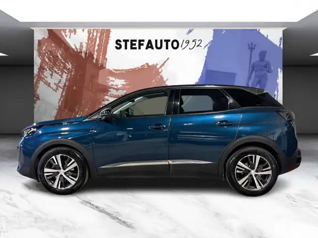 Peugeot 3008 view 4