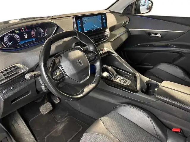 Peugeot 3008 view 11