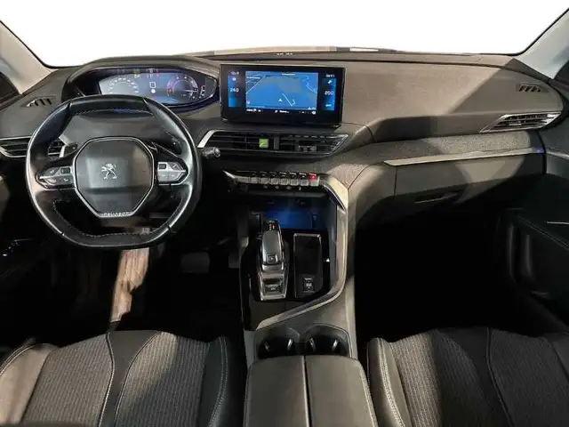 Peugeot 3008 view 13
