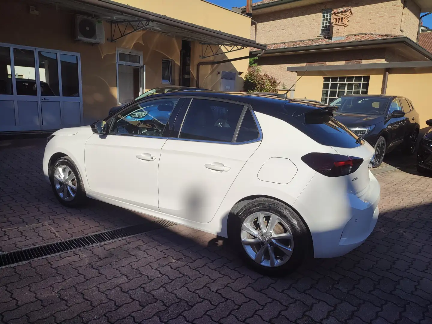 Opel Corsa Corsa 1.2 Elegance 100 CV MT 6 FormulaGuidaSicuro! Bianco - 2