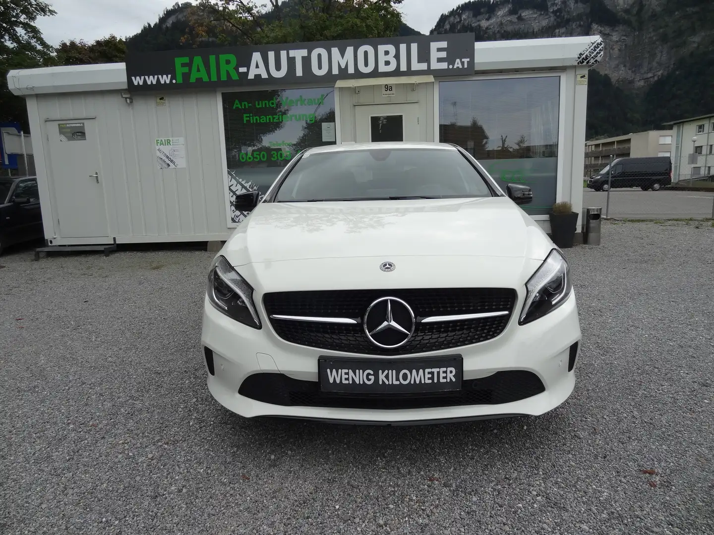 Mercedes-Benz A 180 CDI AUTOMATiK / d BlueEfficiency Weiß - 2