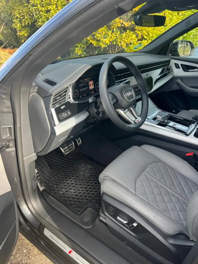 Audi Q8 50 TDI Black line quattro tiptronic 210kW Gris - 2
