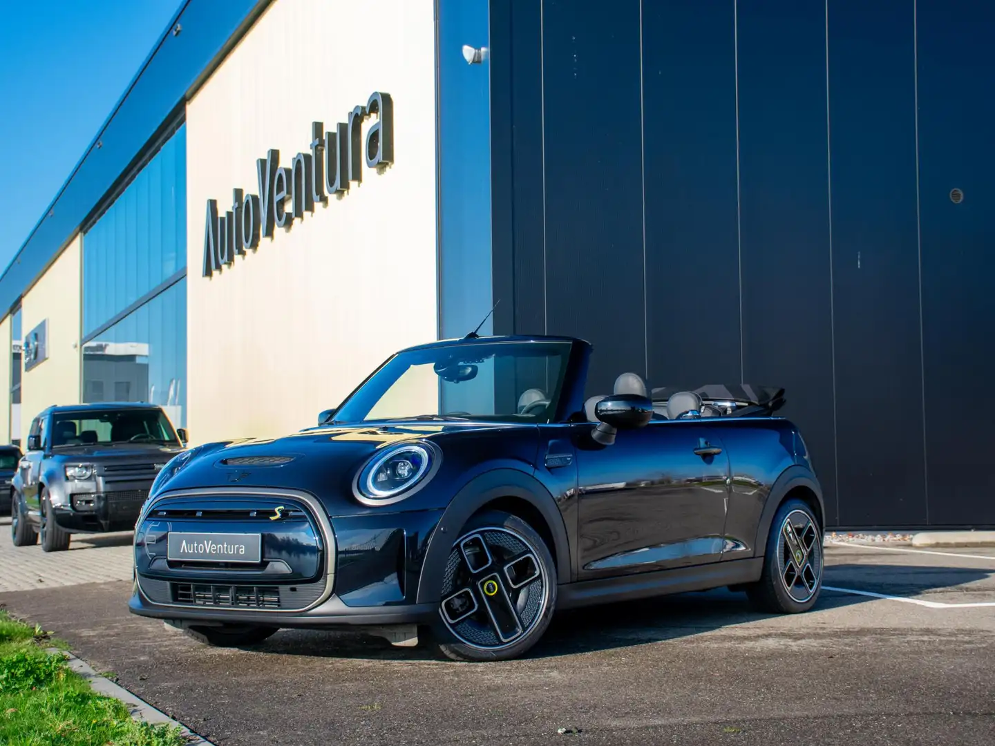 MINI Sonstige Cabrio Mini Electric MINI Yours 33 kWh | 1 of 999 Blau - 1