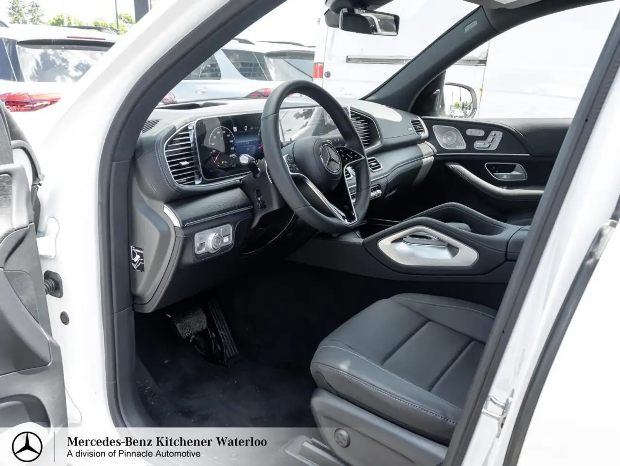 Mercedes-Benz GLE снимка Mercedes-Benz GLE