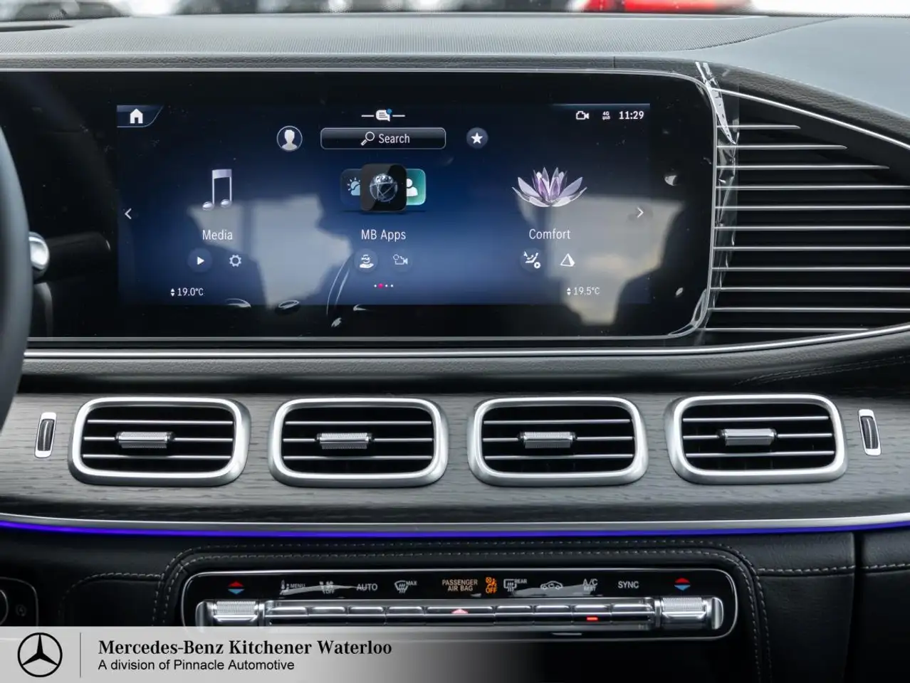 Mercedes-Benz GLE снимка Mercedes-Benz GLE