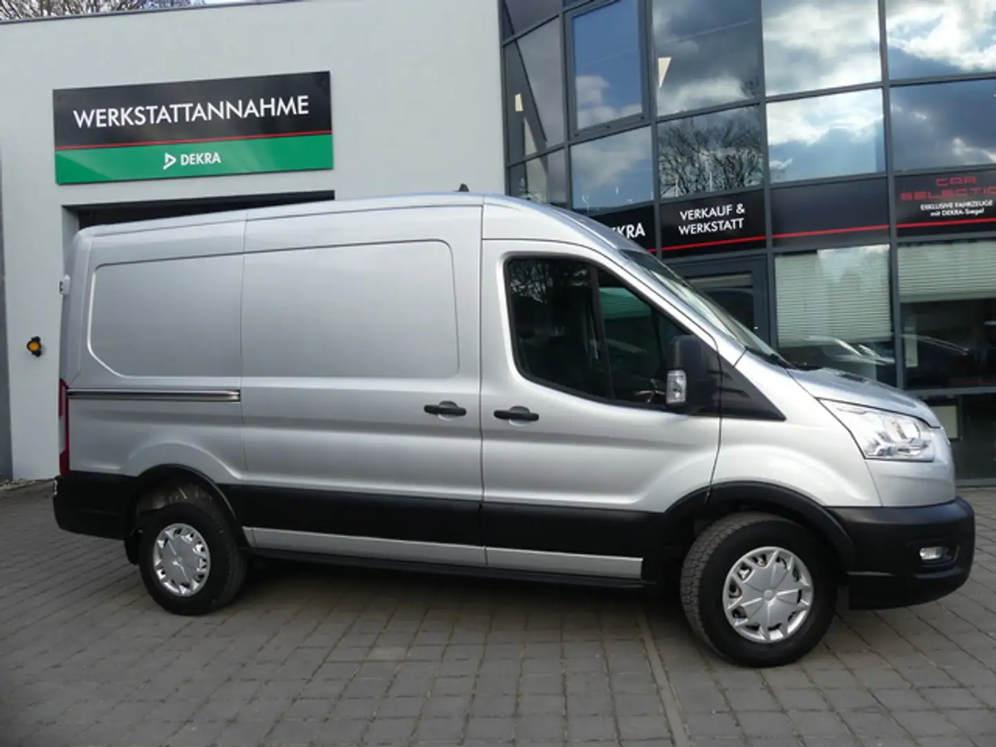Ford Transit Kasten 350 2.0 TDCI L2H2 NAVI/KAM/EXPRESSLINE Silber - 1