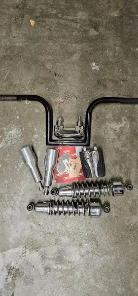 Harley-Davidson Sportster 883 - foto 8