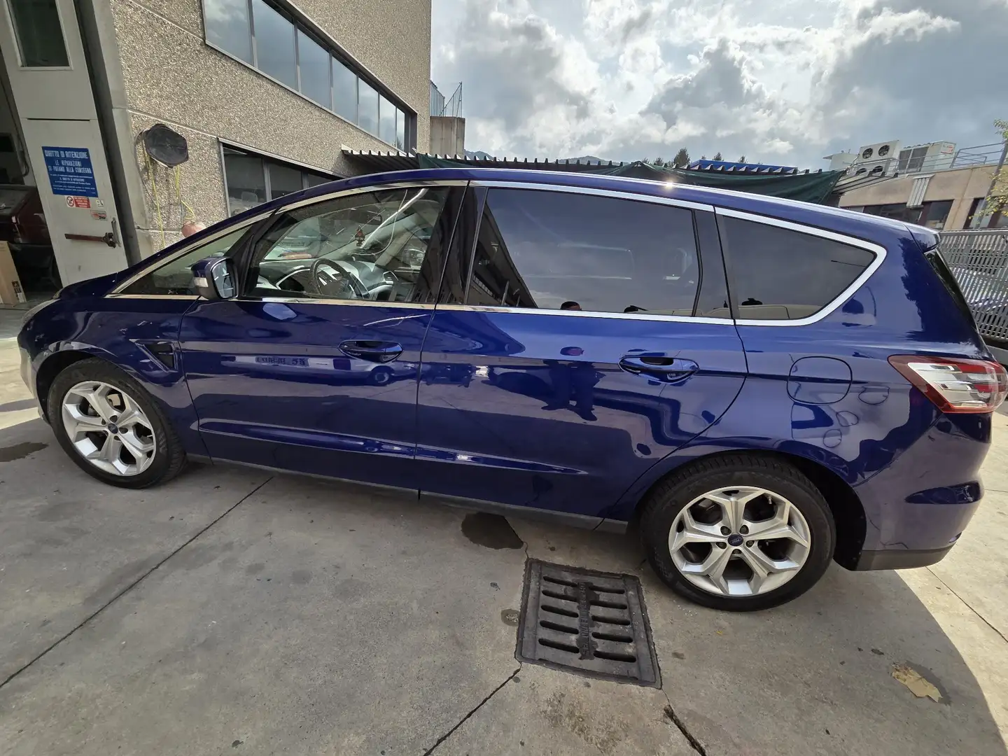 Ford S-Max S-Max II 2015 2.0 tdci Titanium Blu/Azzurro - 1
