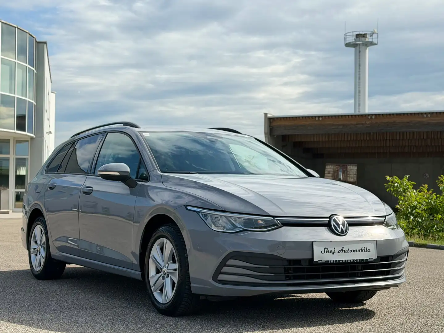 Volkswagen Golf Variant Life*Totwinkel*Virtual* Grau - 2