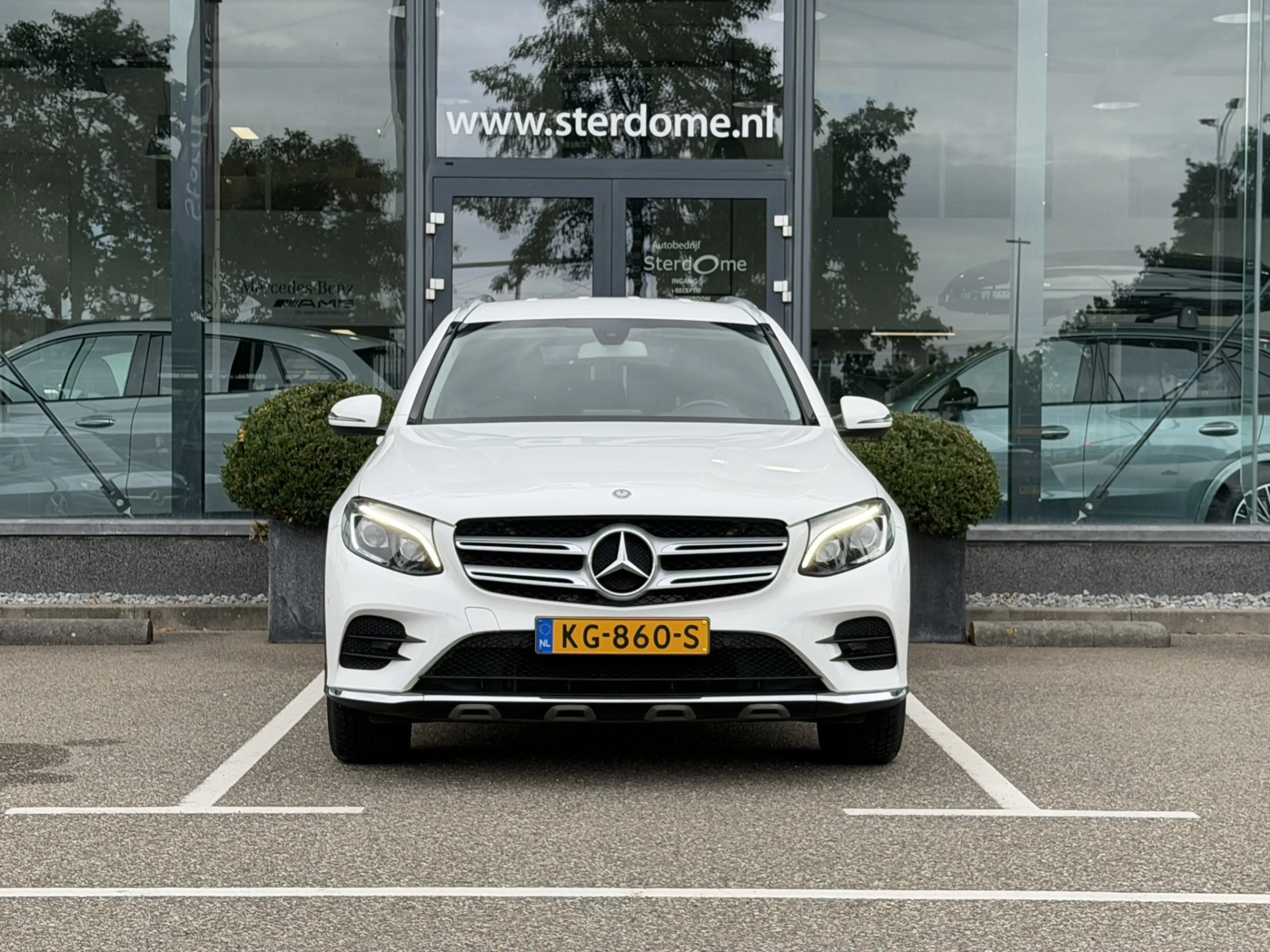 Mercedes-Benz GLC 250 4MATIC AMG Line I Camera I Stoelverwarming I Leder — photo 2