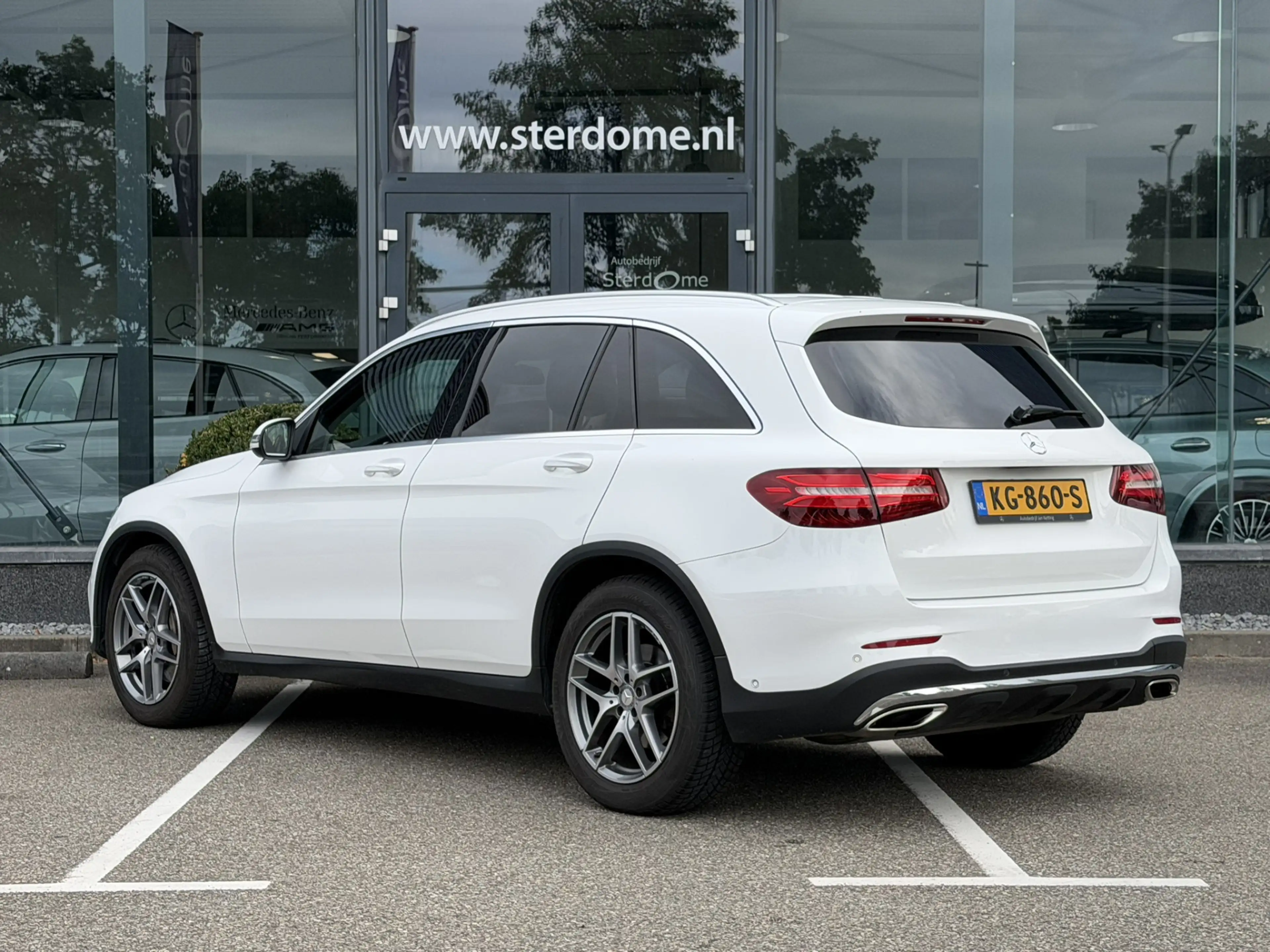 Mercedes-Benz GLC 250 4MATIC AMG Line I Camera I Stoelverwarming I Leder — photo 9
