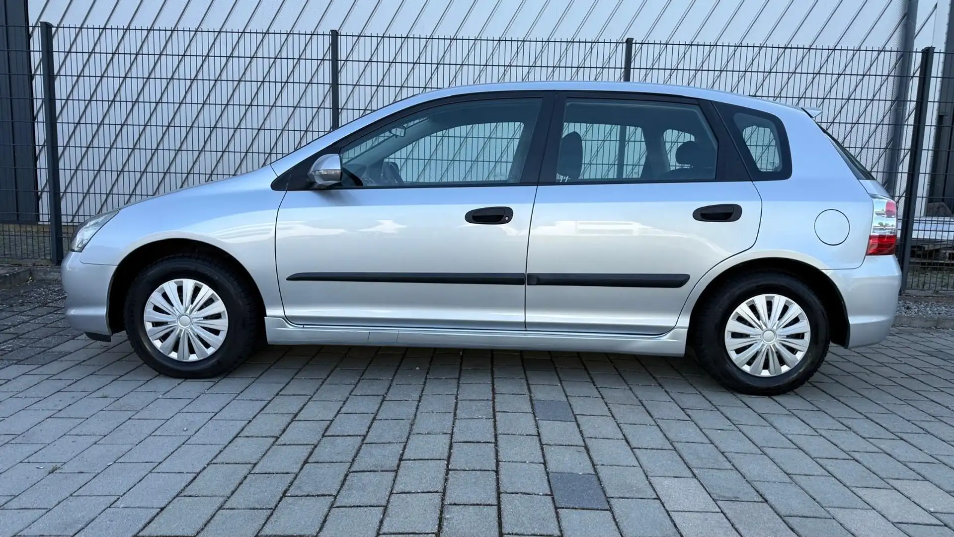 Honda Civic Civic 1.6i LS Silber - 2